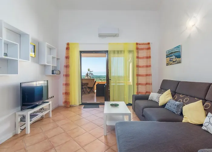 Appartement Viva With Shared Pool